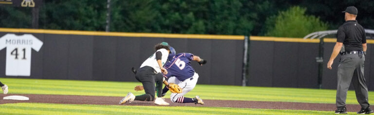 Bigfoots fall to HiToms, 6-2