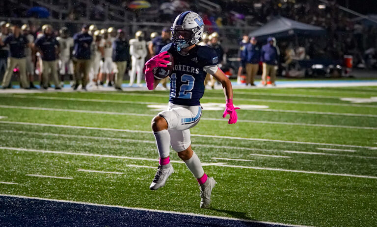 UPDATED: Winning ugly, Watauga survives late Alexander Central rally, 41-34