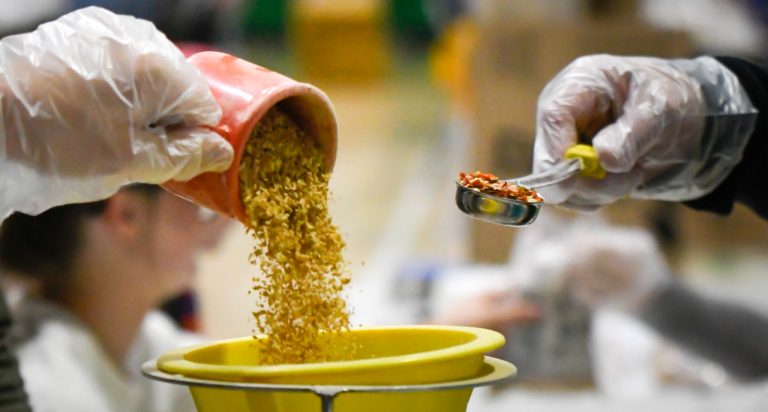 Rise Against Hunger coalition produces 20,000 meals in two hours