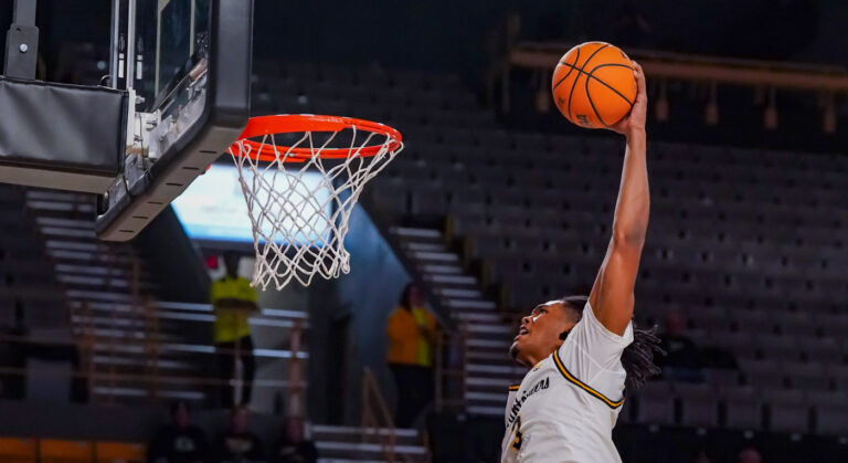 Mountaineers can’t overcome weak first half in loss to Louisiana, 68-62