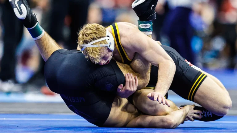 Miller reaches Round of 16, but losses to Army, Utah Valley grapplers ends App State 2025 campaign
