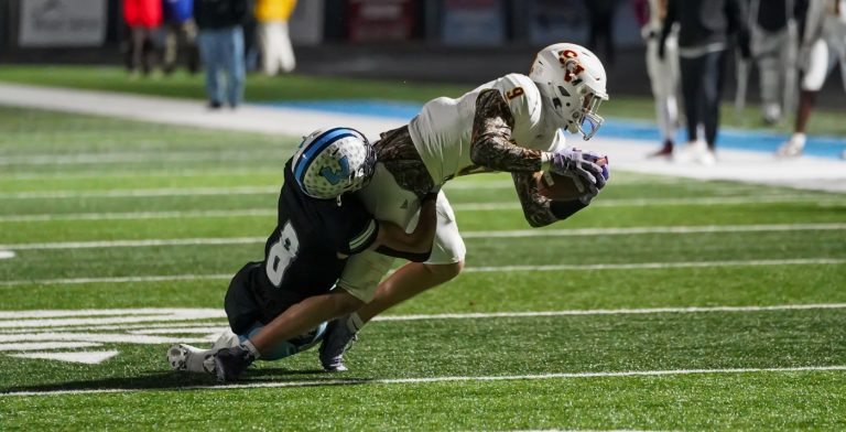 Watauga survives statistical adversity, winning 31-28 vs. powerful Sun Valley to advance to 6A state semifinals